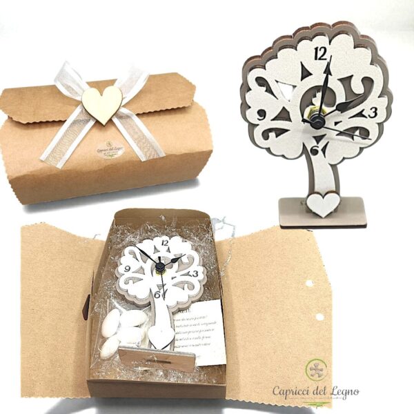 Orologio in Legno Albero della Vita – Bomboniera Elegante e Personalizzabile in Bianco e Tortora - immagine 2