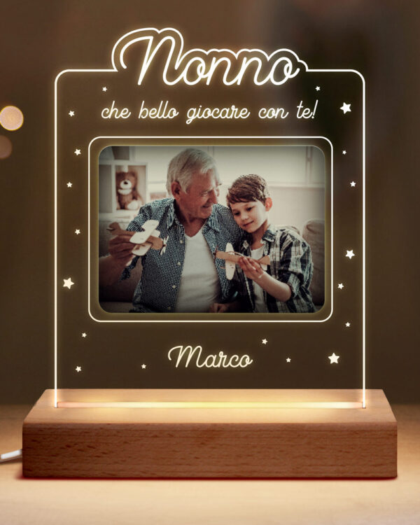Lampada Led Nonni - Lampada Led con base in legno e plexiglass - regalo festa dei Nonni